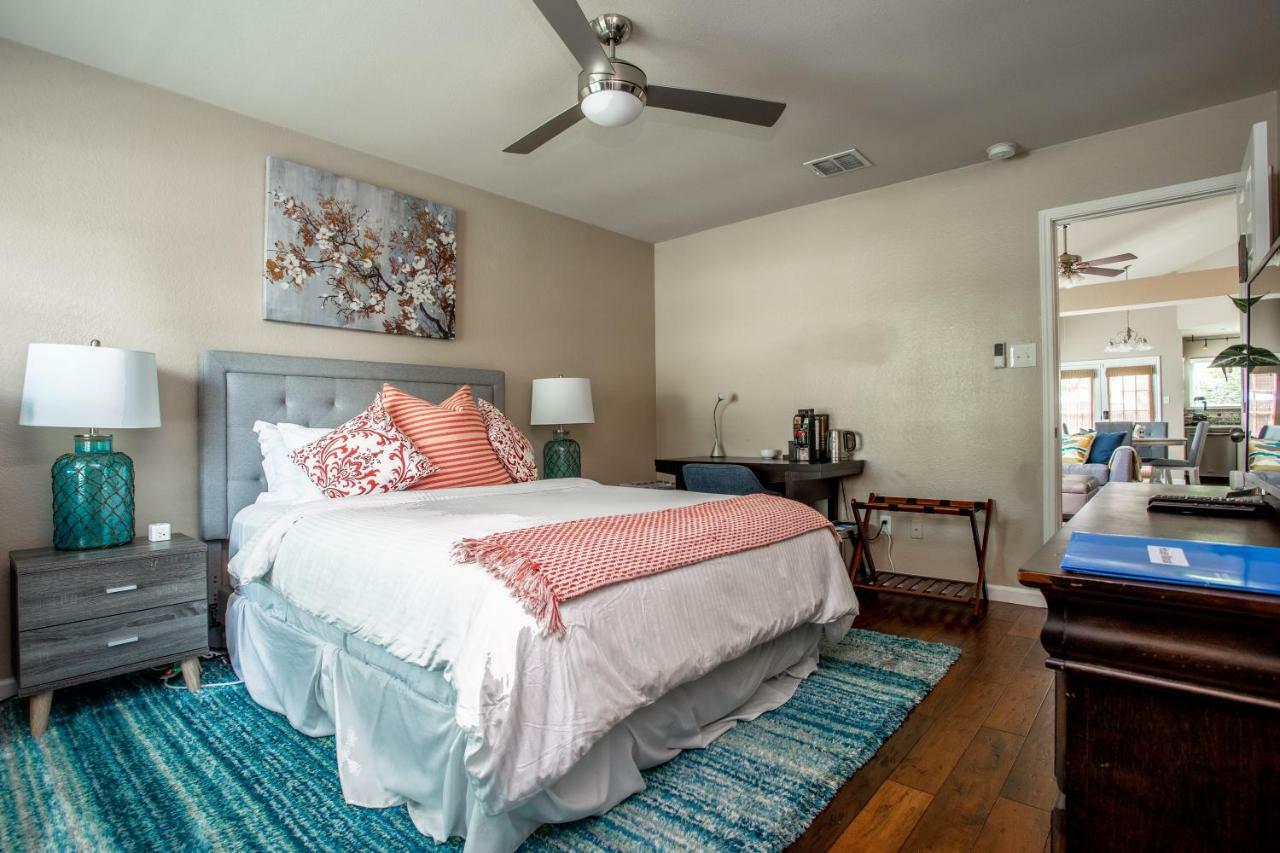 Comfortable, Family And Business Friendly 2Bd/2Ba House In North Austin Exterior photo